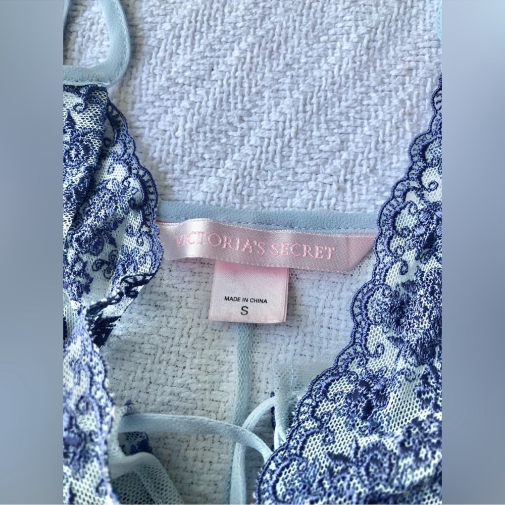 NWOT Victoria's Secret Blue Chemise with Lace Detailing - Picture 4 of 5